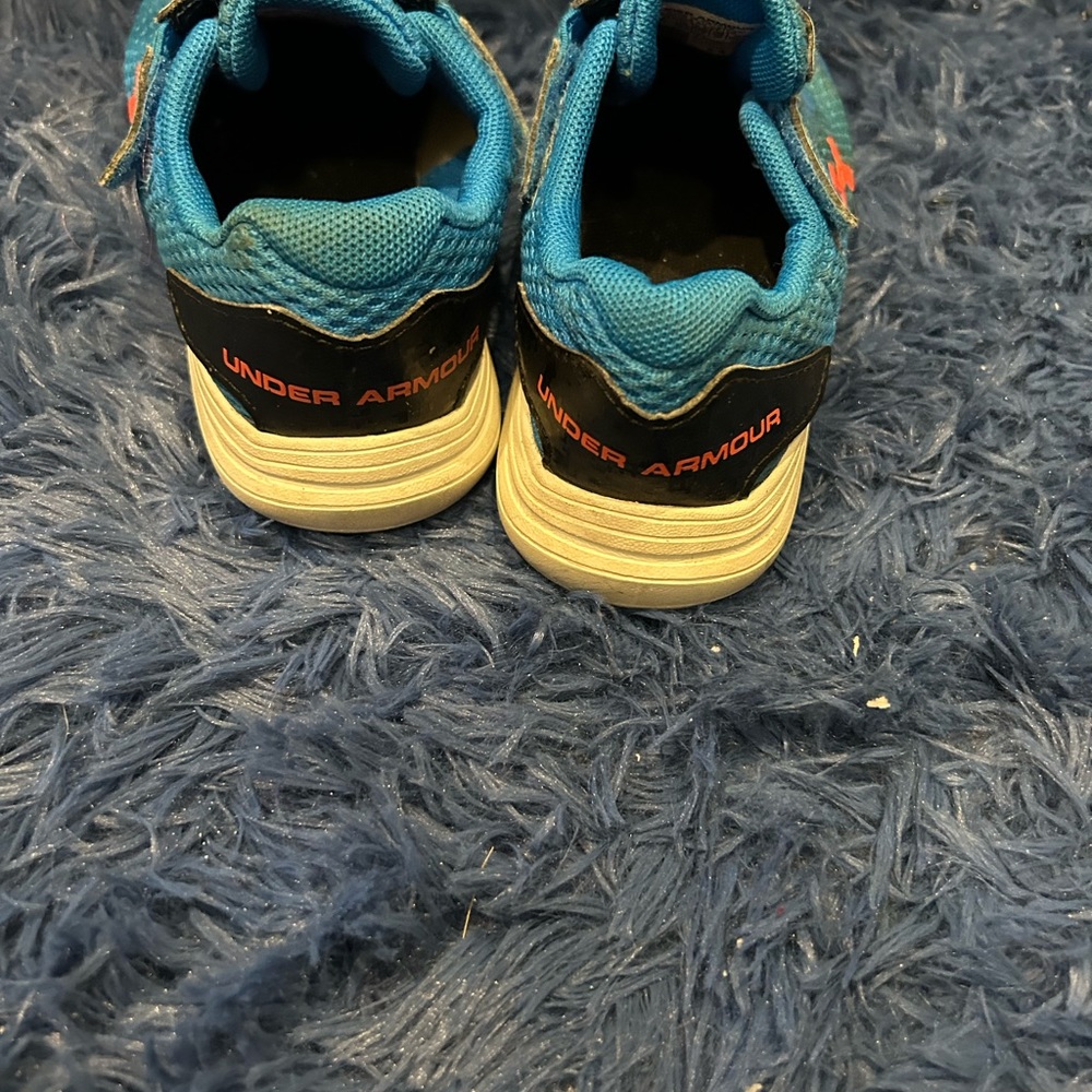 9.5 boys shoes